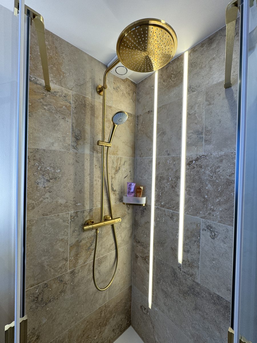 Douche à l'italienne